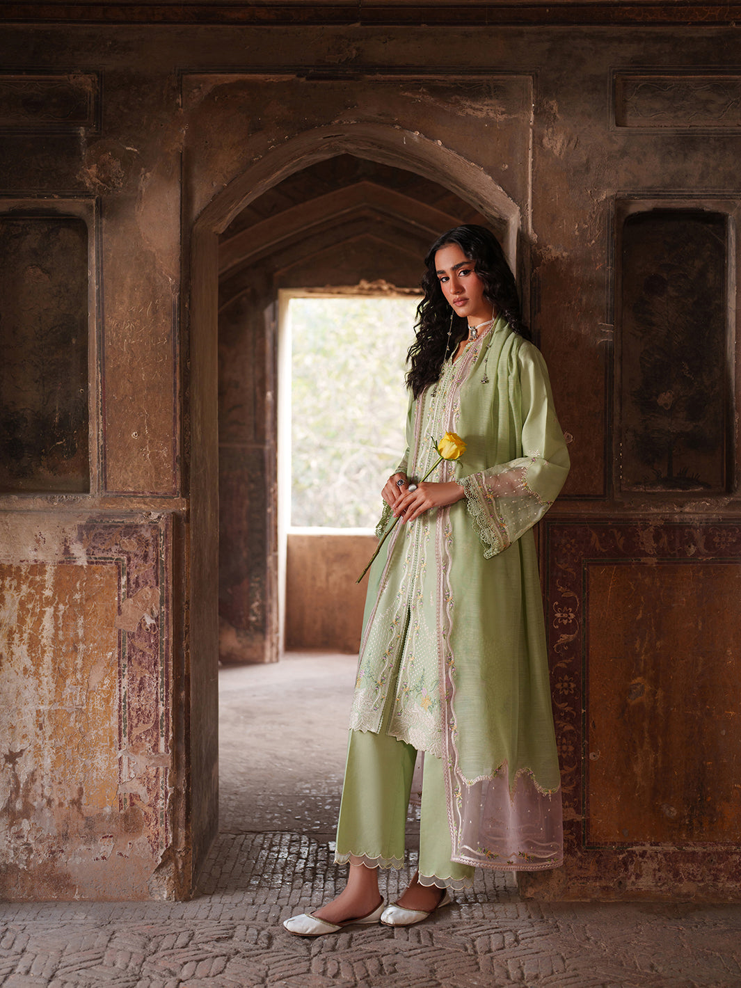 Binilyas | Suroor Eid Pret 26 | 243-A