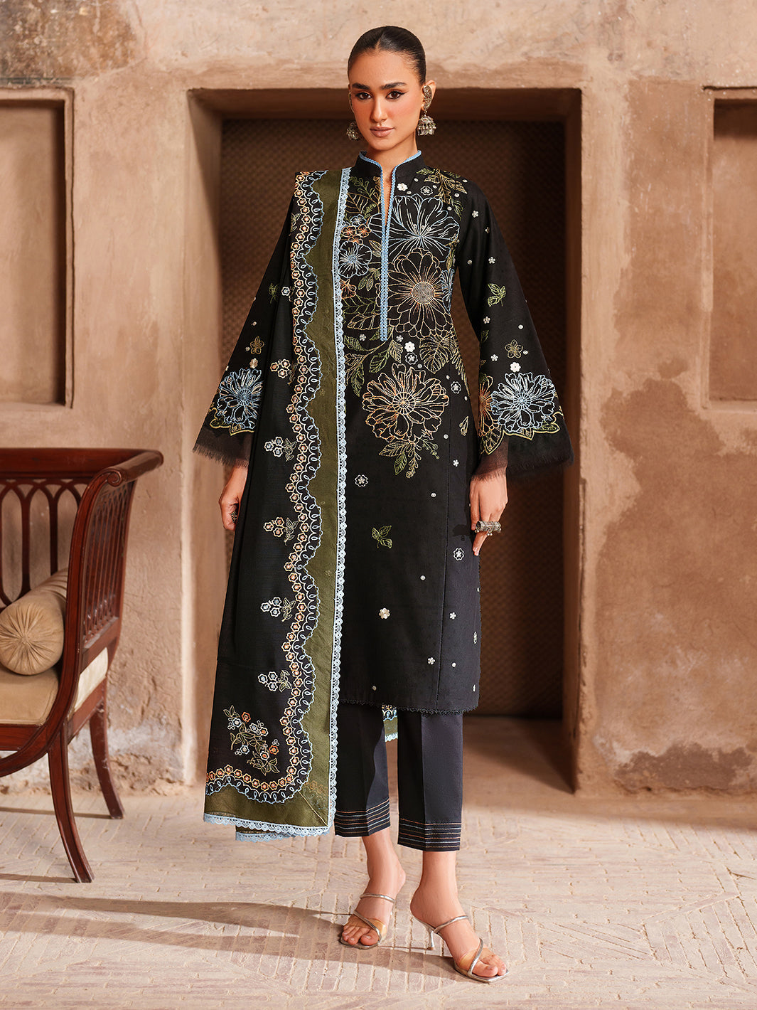 Binilyas | Suroor Eid Pret 26 | 244-A