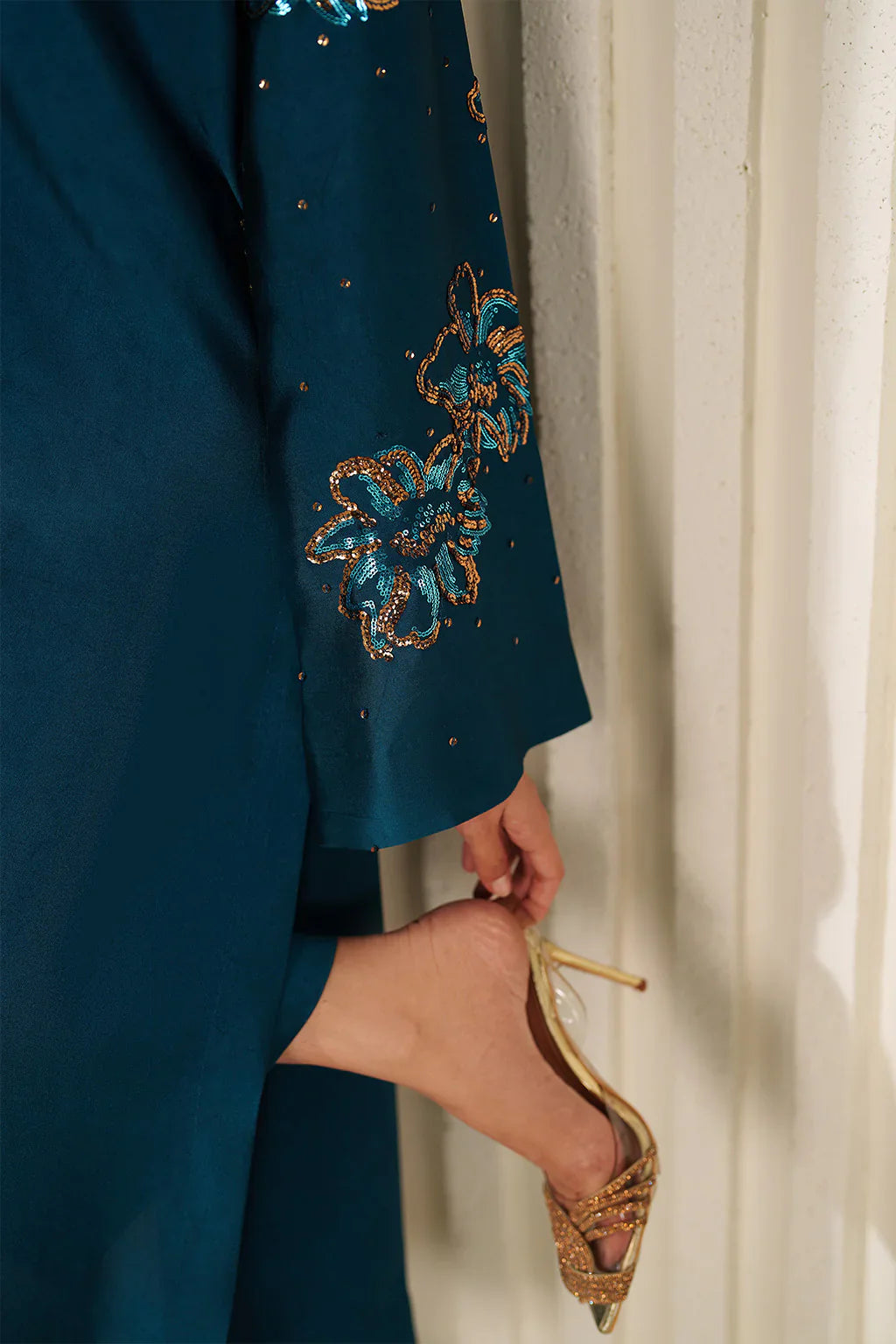 Iznik | Festive Formals | UE-616 Embroidered Ramen Silk