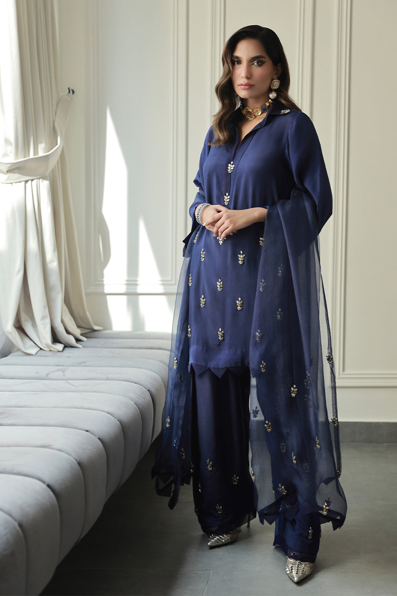 Wardha Saleem | Luxury Pret Traditional Wear | AMAVI - Riwayat-e-Khas