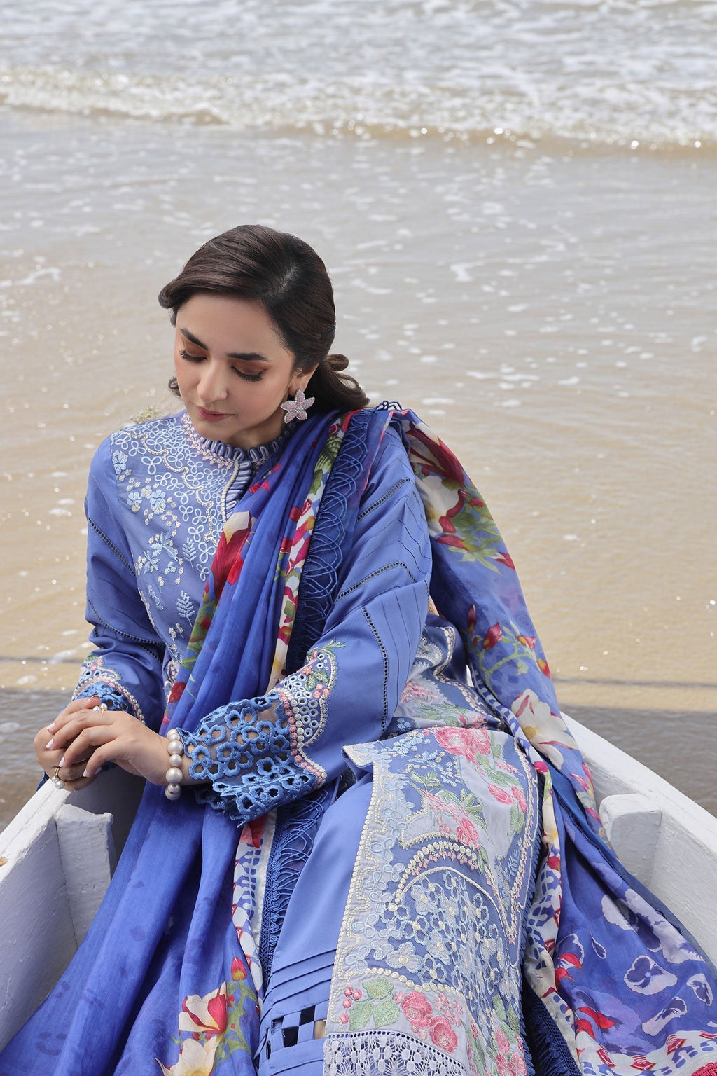 Maryam Hussain | Luxury Lawn 24 | AYRA - Riwayat-e-Khas