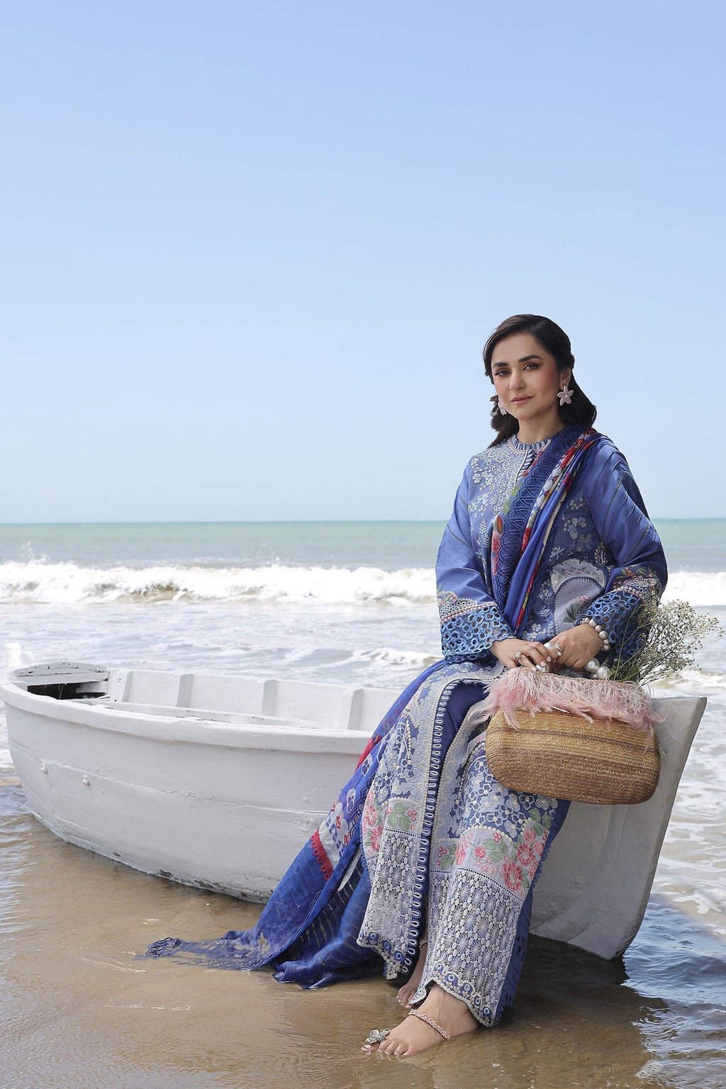 Maryam Hussain | Luxury Lawn 24 | AYRA - Riwayat-e-Khas