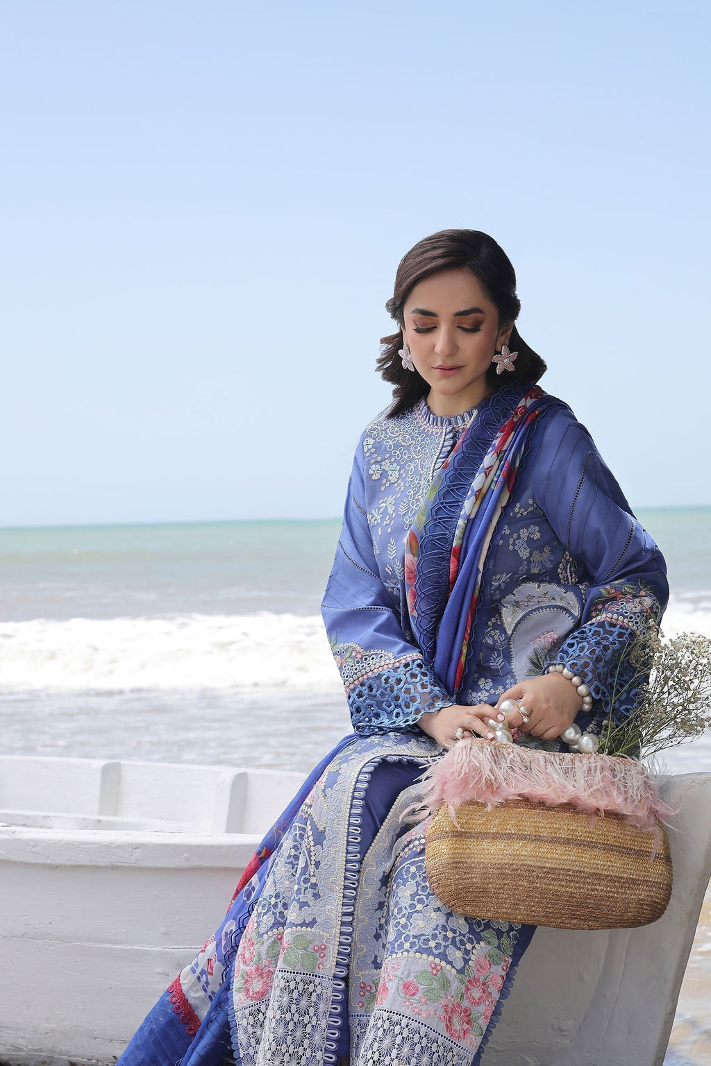 Maryam Hussain | Luxury Lawn 24 | AYRA - Riwayat-e-Khas