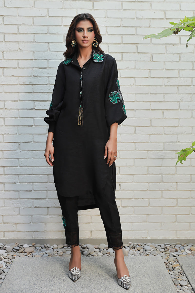 Wardha Saleem | Luxury Pret Traditional Wear | NOYA - Riwayat-e-Khas