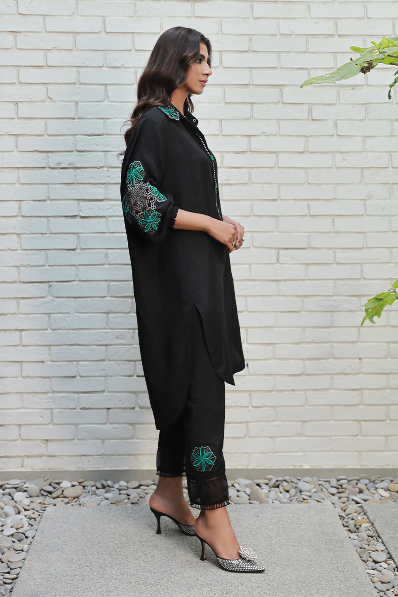 Wardha Saleem | Luxury Pret Traditional Wear | NOYA - Riwayat-e-Khas