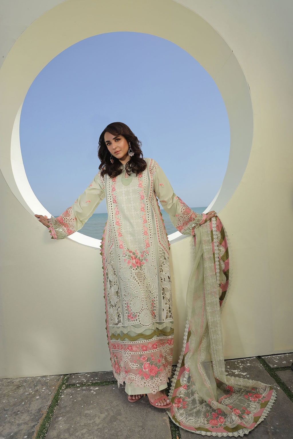 Maryam Hussain | Luxury Lawn 24 | HAVANA - Riwayat-e-Khas