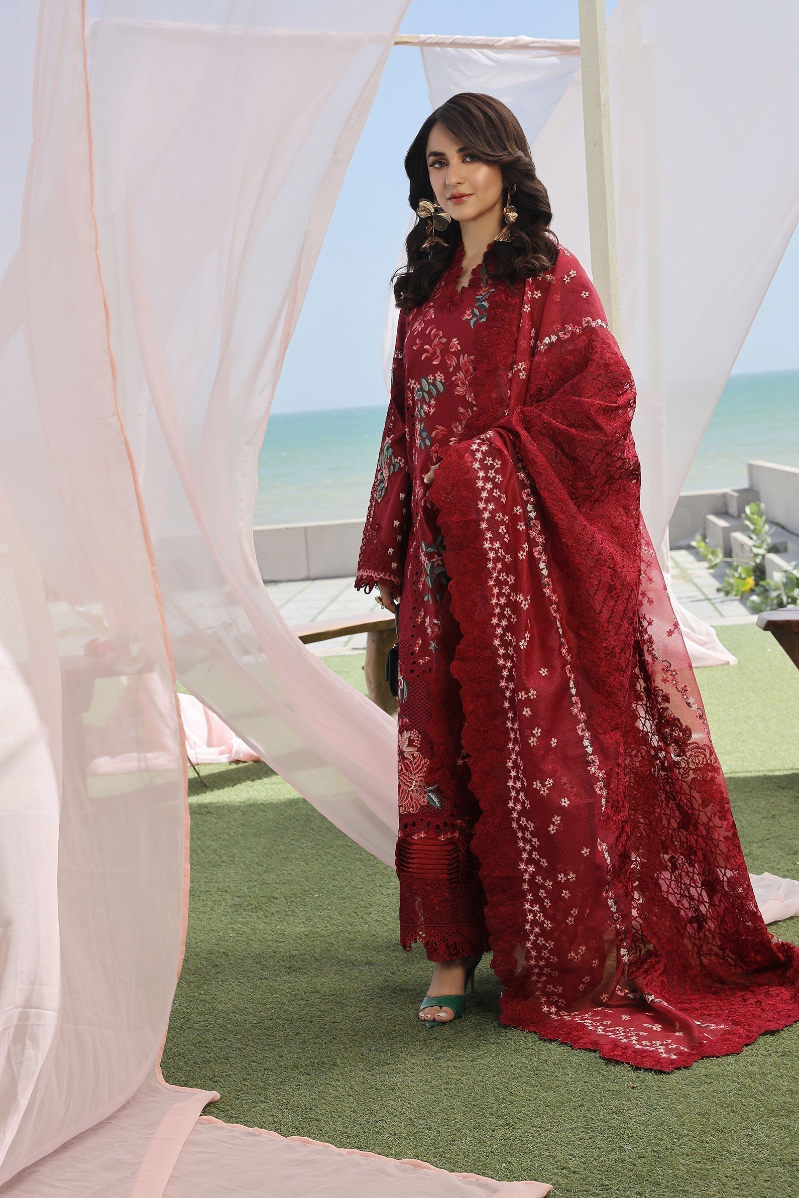 Maryam Hussain | Luxury Lawn 24 | CRIMSON - Riwayat-e-Khas