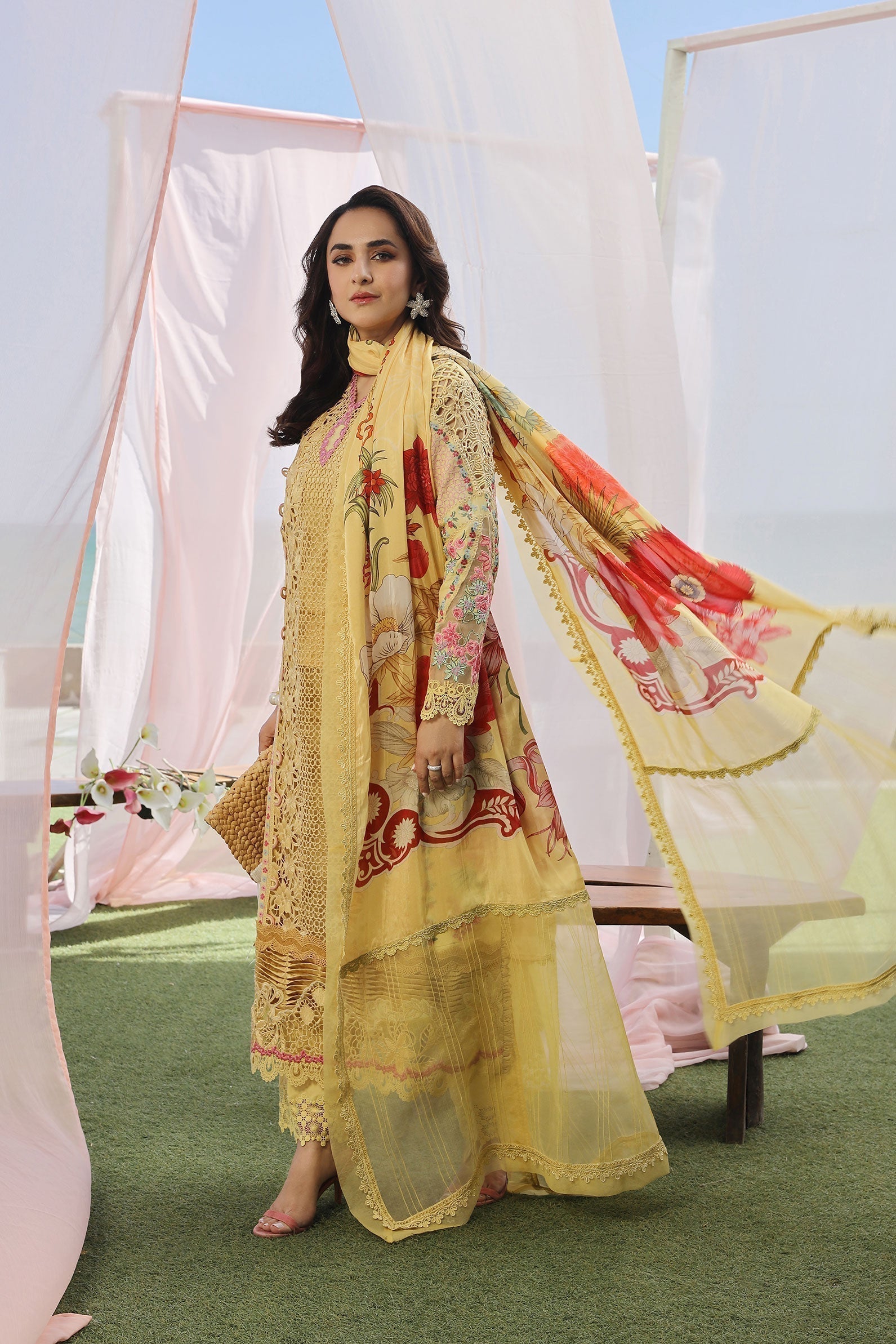 Maryam Hussain | Luxury Lawn 24 | TROPICA - Riwayat-e-Khas