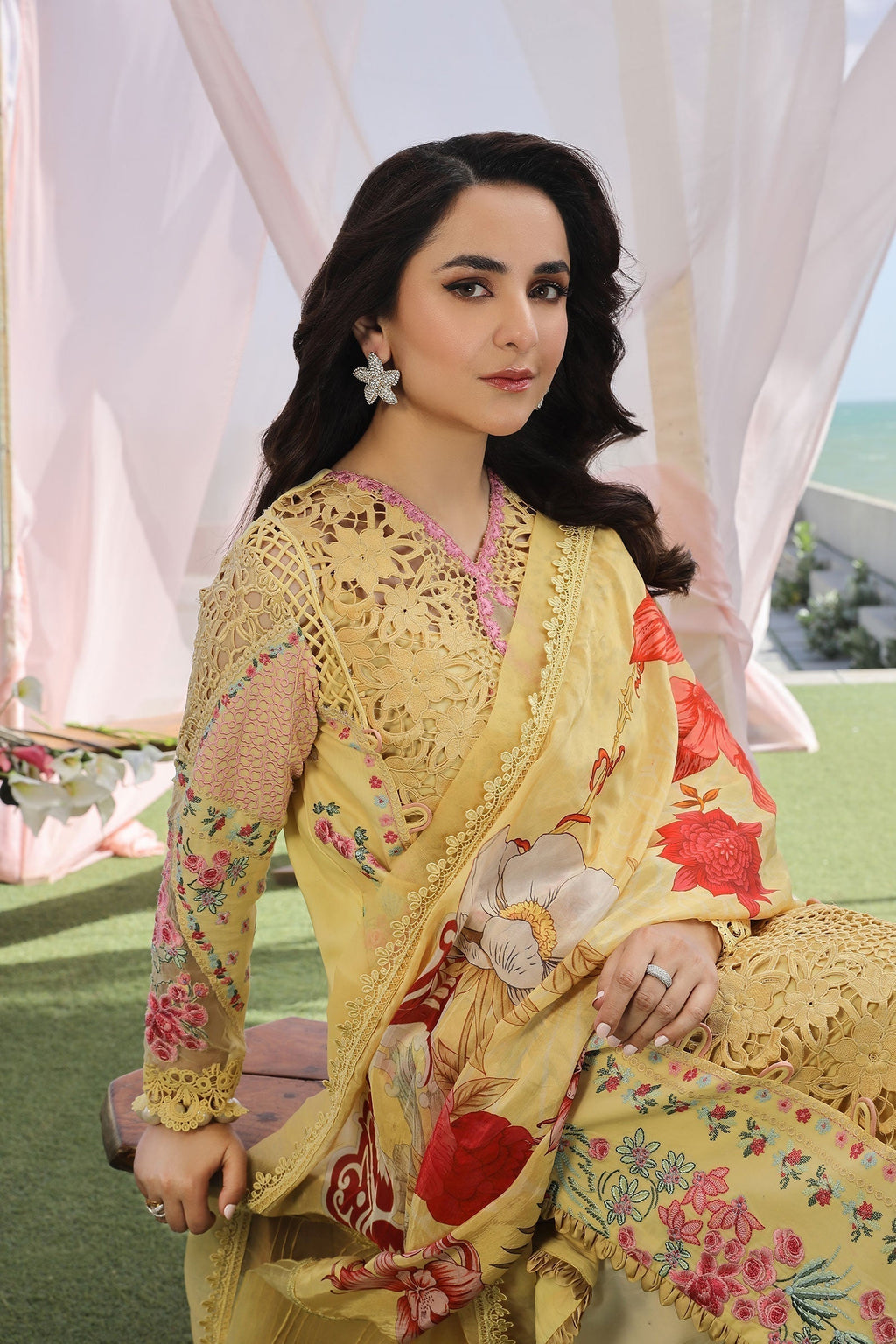 Maryam Hussain | Luxury Lawn 24 | TROPICA - Riwayat-e-Khas