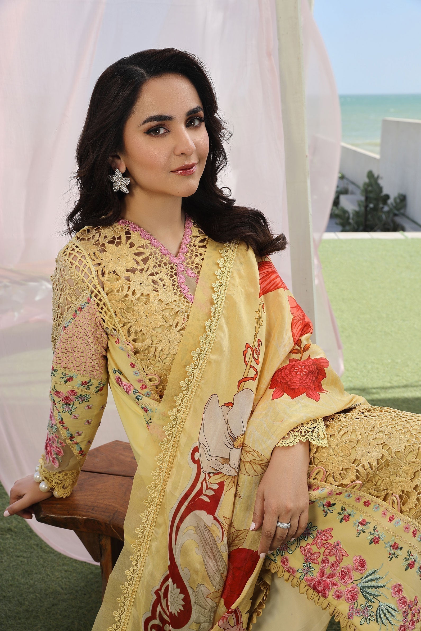 Maryam Hussain | Luxury Lawn 24 | TROPICA - Riwayat-e-Khas