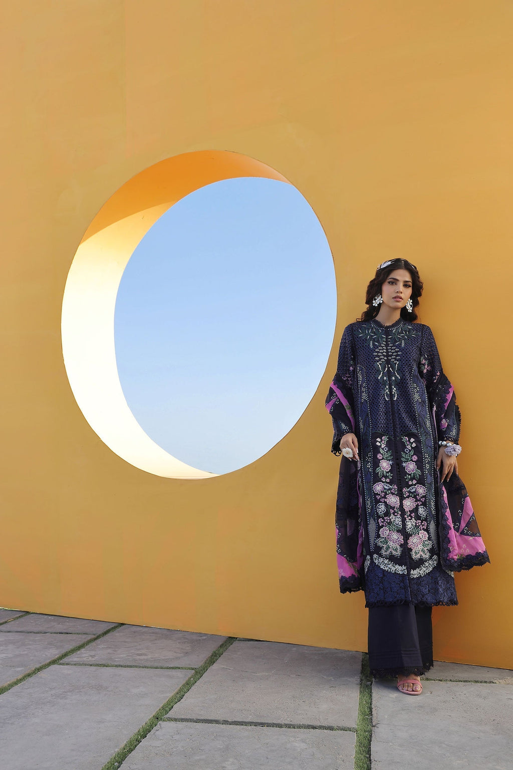 Maryam Hussain | Luxury Lawn 24 | ZOYA - Riwayat-e-Khas