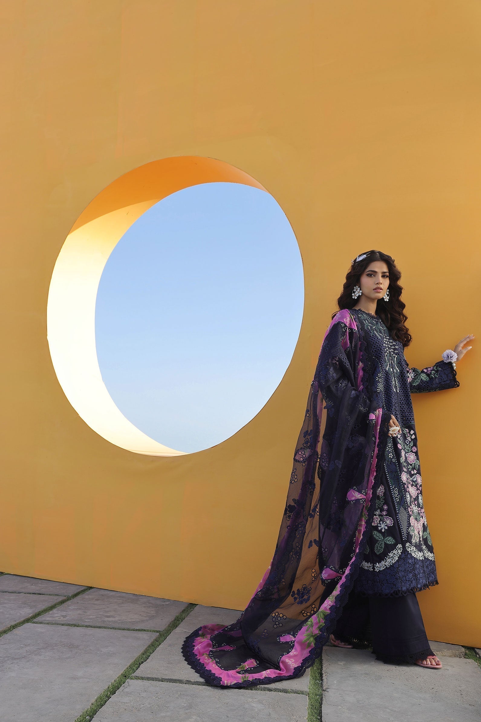 Maryam Hussain | Luxury Lawn 24 | ZOYA - Riwayat-e-Khas