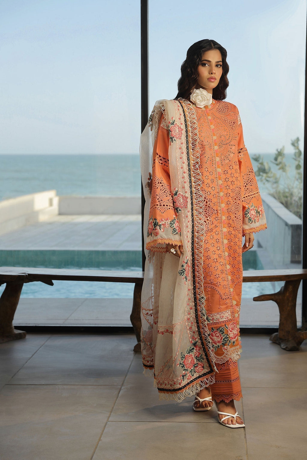 Maryam Hussain | Luxury Lawn 24 | XURI - Riwayat-e-Khas