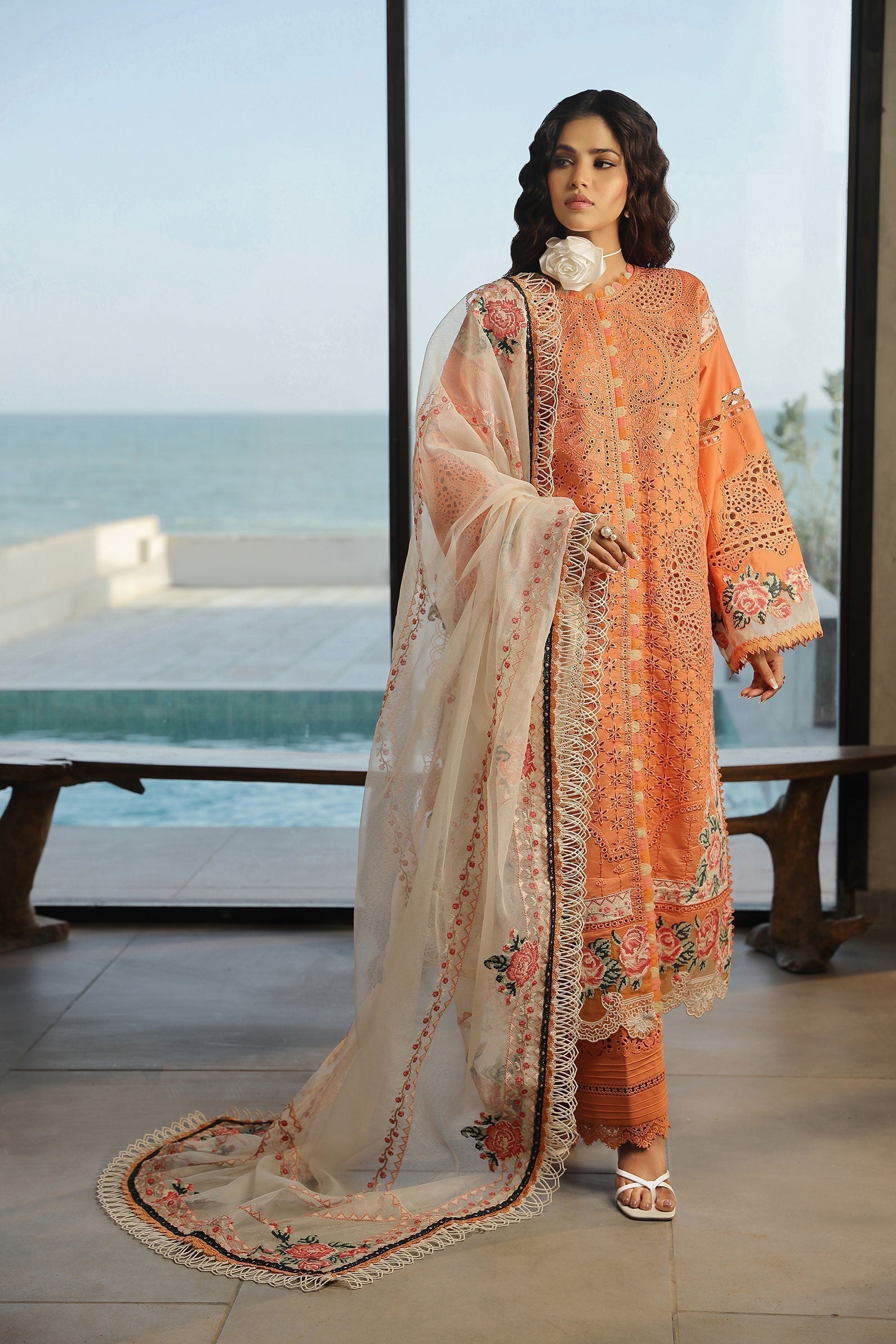 Maryam Hussain | Luxury Lawn 24 | XURI - Riwayat-e-Khas