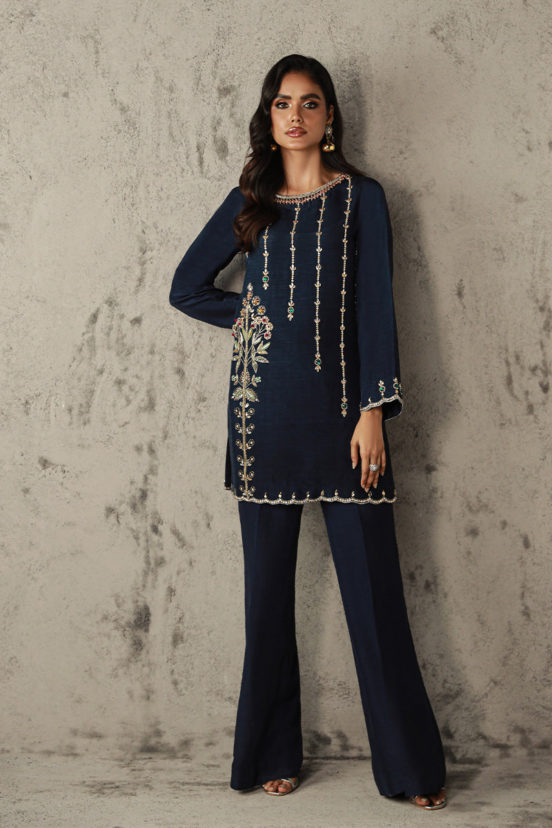 Wardha Saleem | Luxury Pret Traditional Wear | AMIRA - Riwayat-e-Khas