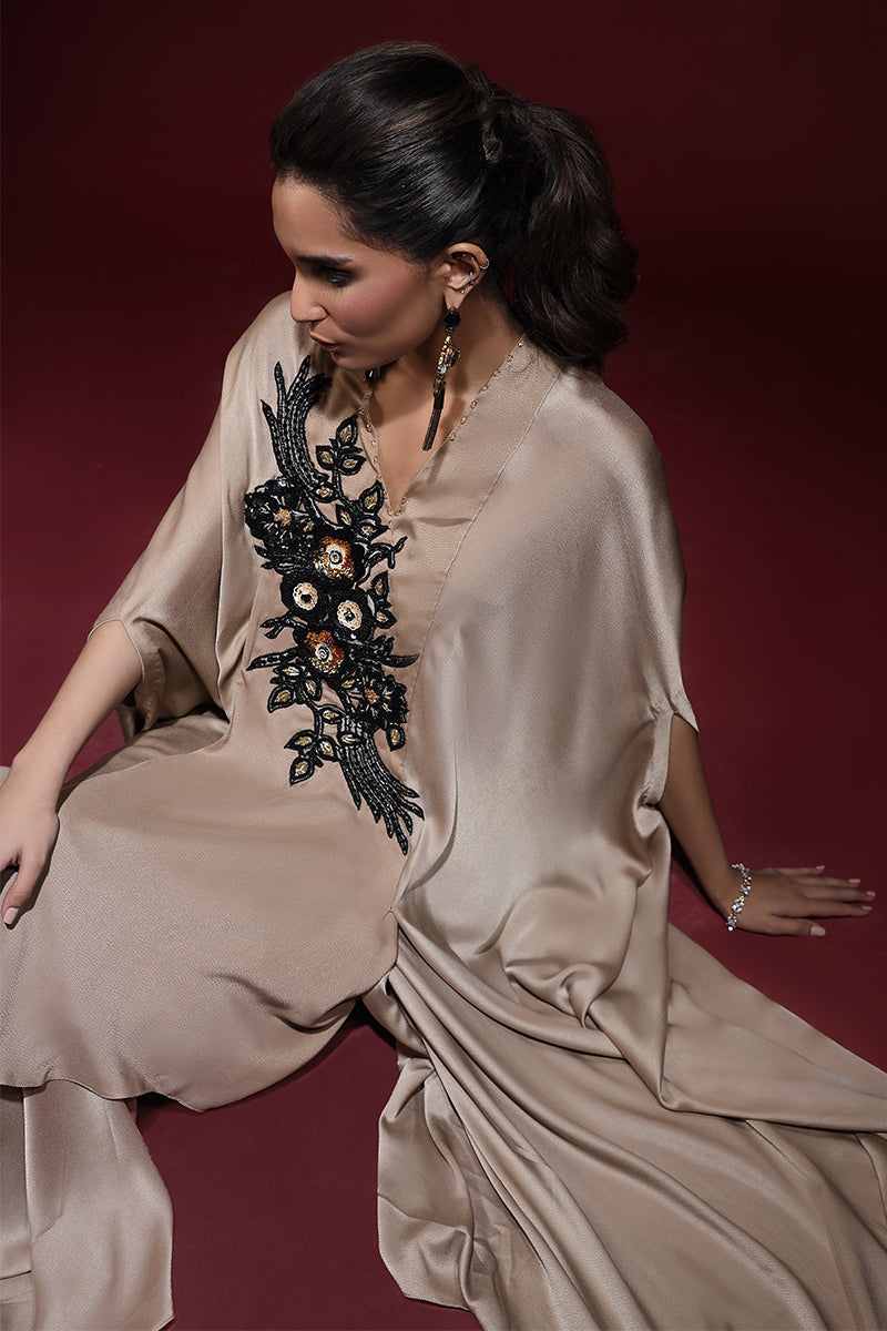 Wardha Saleem | Luxury Pret Fusion Wear | SAHARA DRAPE WITH PANTS (2PC) - Riwayat-e-Khas