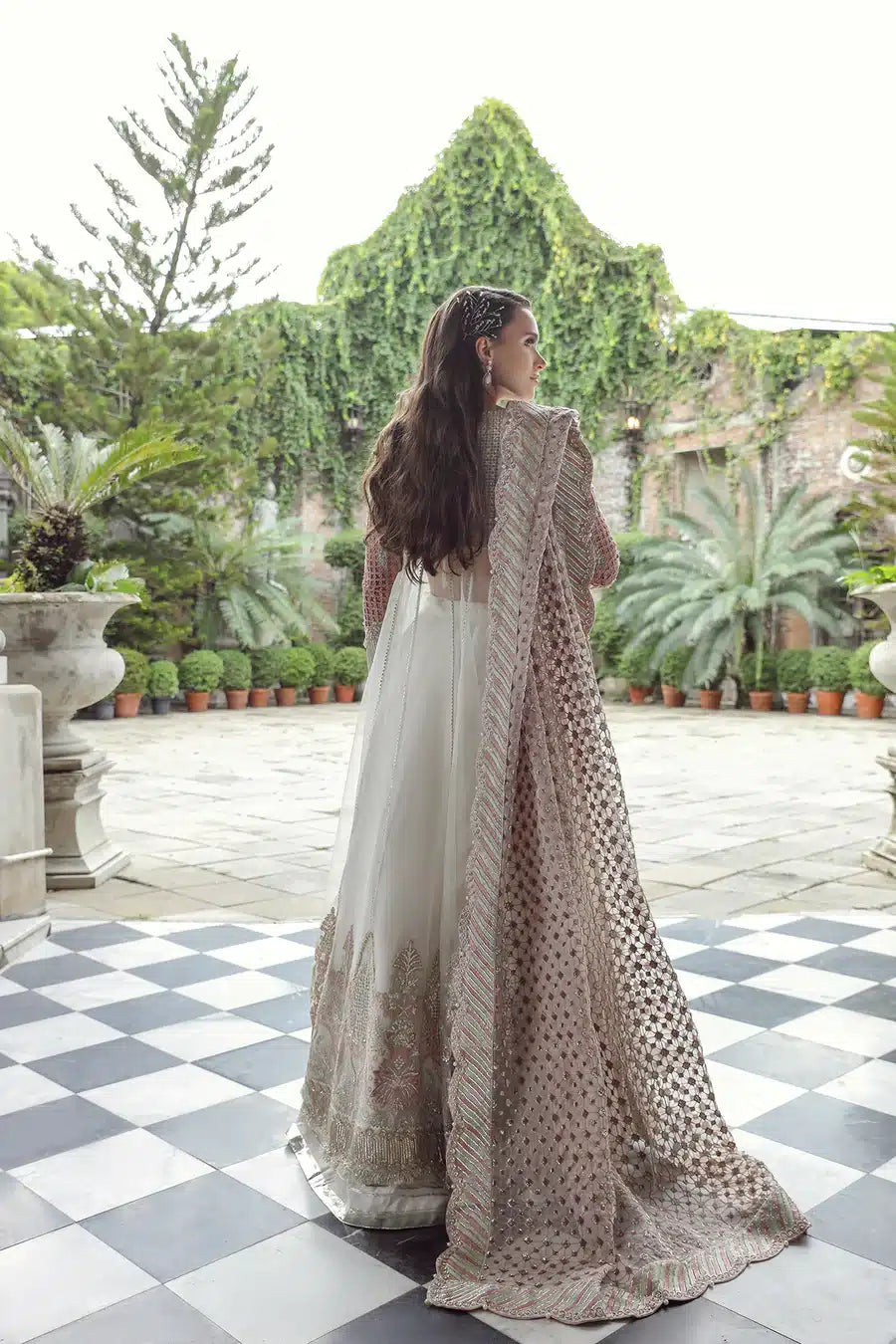 Maryam Hussain | Raha Luxury Festive 23 | Laleh - Riwayat-e-Khas