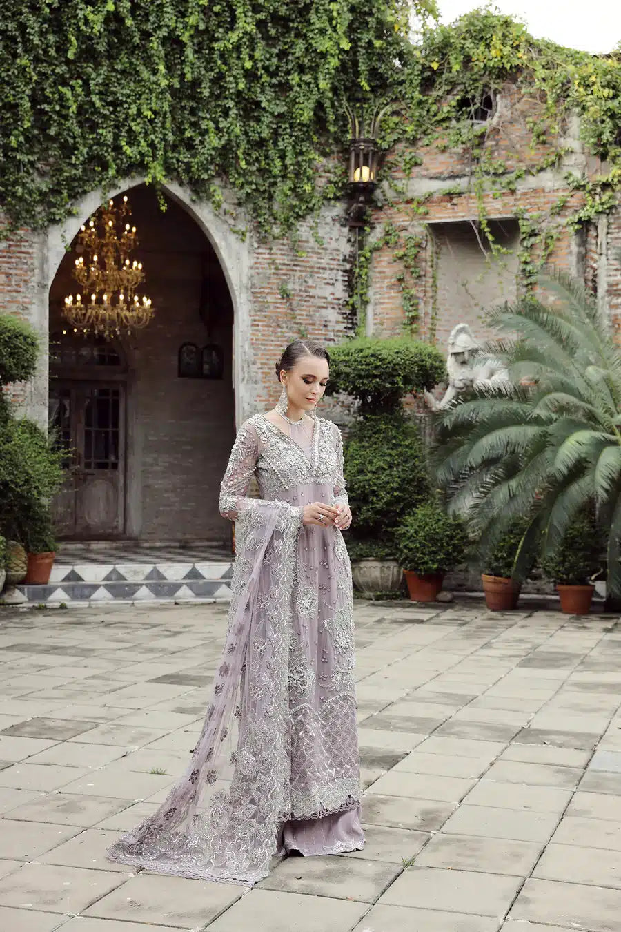 Maryam Hussain | Raha Luxury Festive 23 | Emel - Riwayat-e-Khas