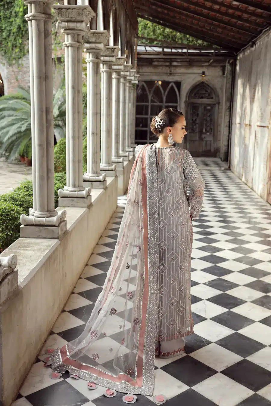 Maryam Hussain | Raha Luxury Festive 23 | Sarai - Riwayat-e-Khas
