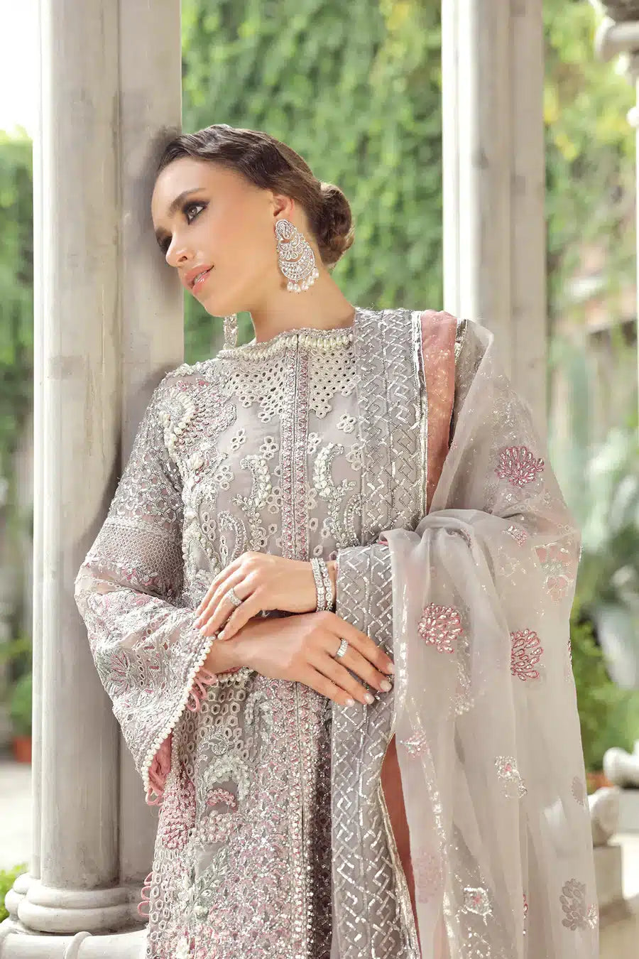 Maryam Hussain | Raha Luxury Festive 23 | Sarai - Riwayat-e-Khas