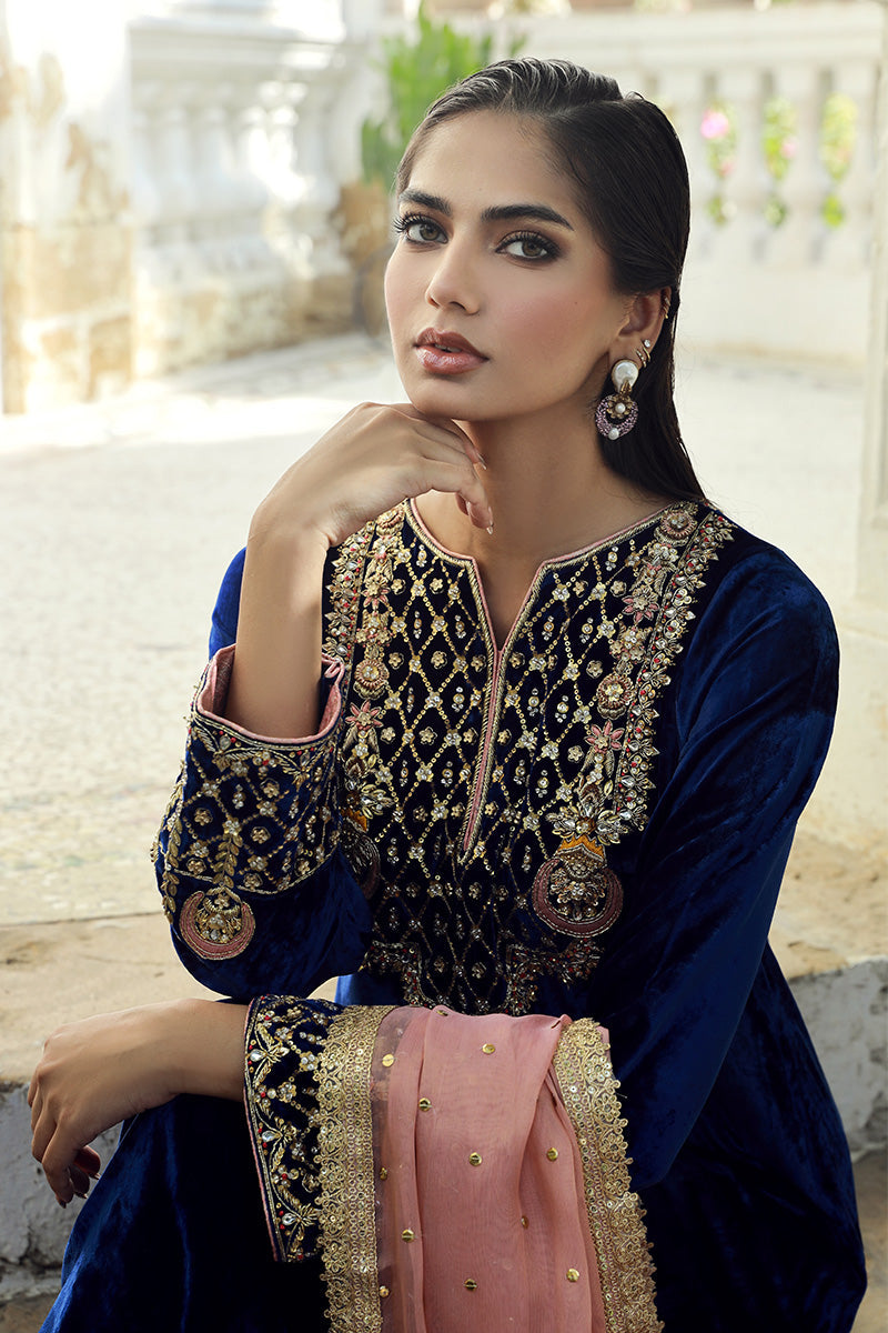 Sana Abbas | Velvet Formals | LOLITE - Riwayat-e-Khas