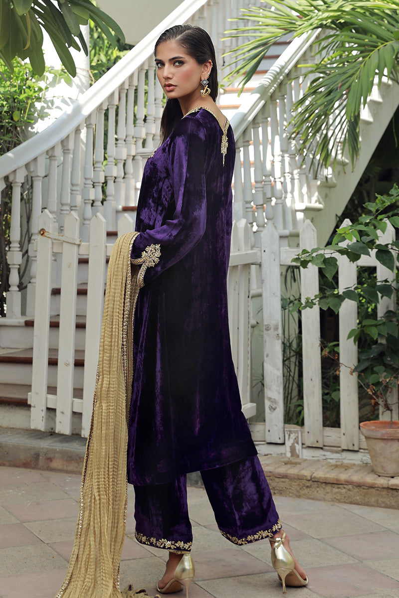 Sana Abbas | Velvet Formals | KANZITE - Riwayat-e-Khas