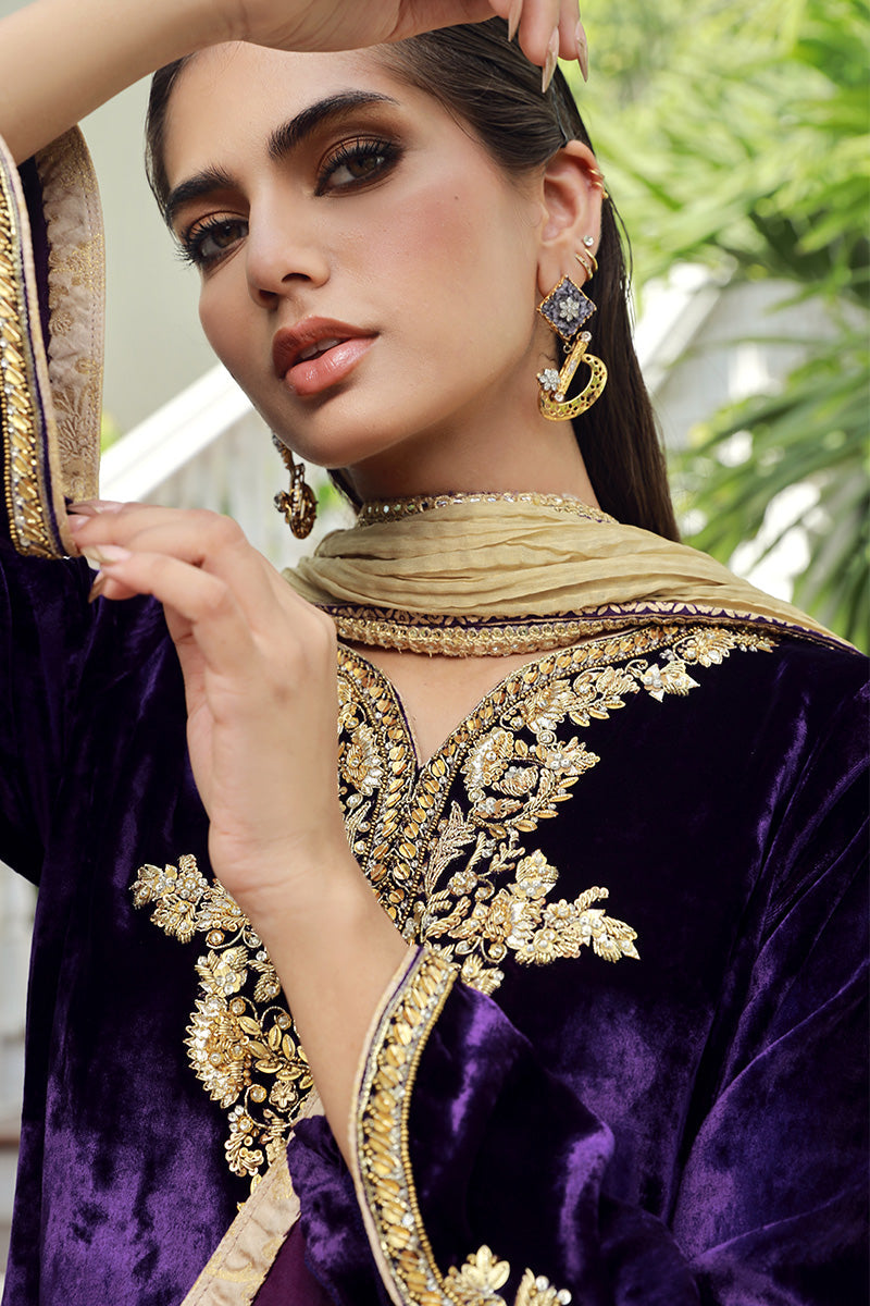 Sana Abbas | Velvet Formals | KANZITE - Riwayat-e-Khas
