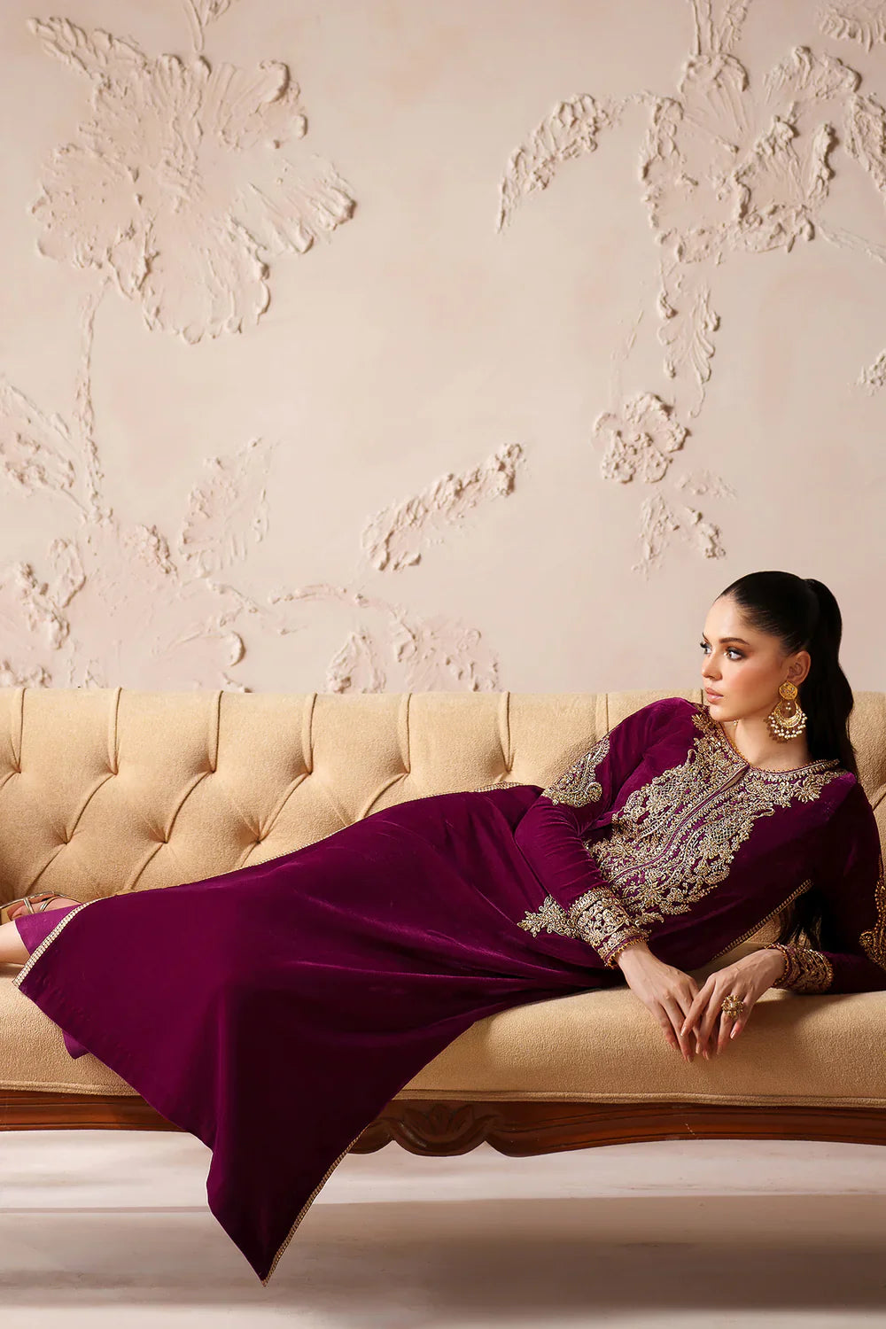 Baroque | EMBROIDERED VELVET |  PR-1205