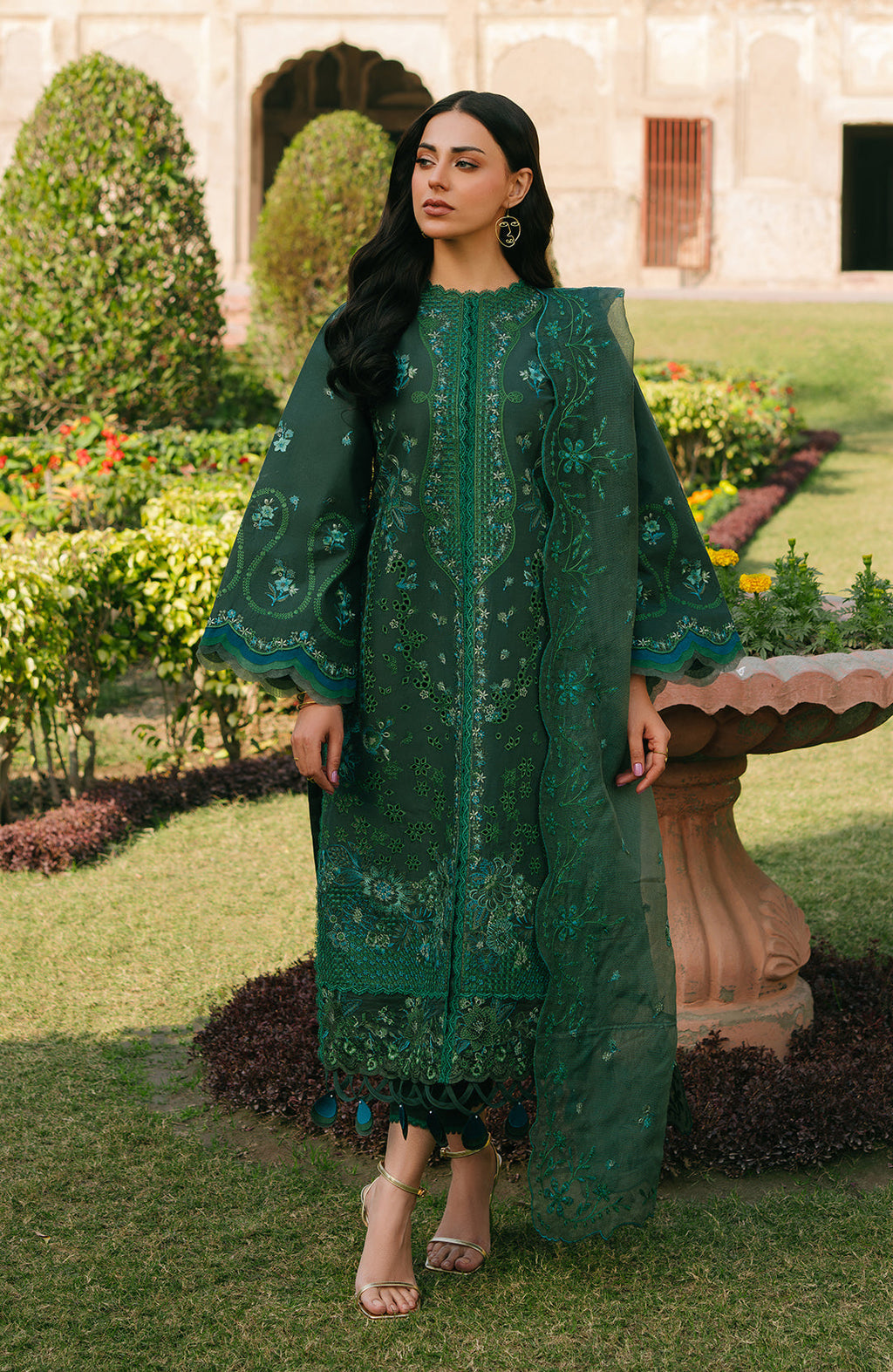 Fiona | Sarang Lawn 25 | Mirana