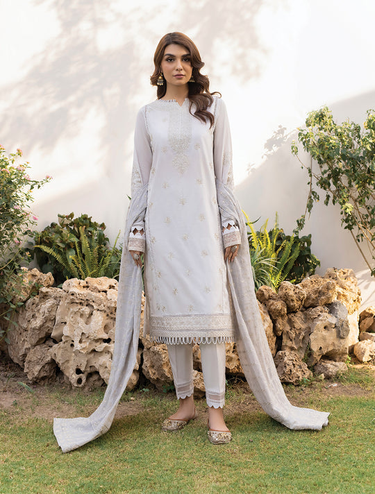 Iznik | Lawnkari 24 | UE-150 SERENE TURF - House Of Anaya
