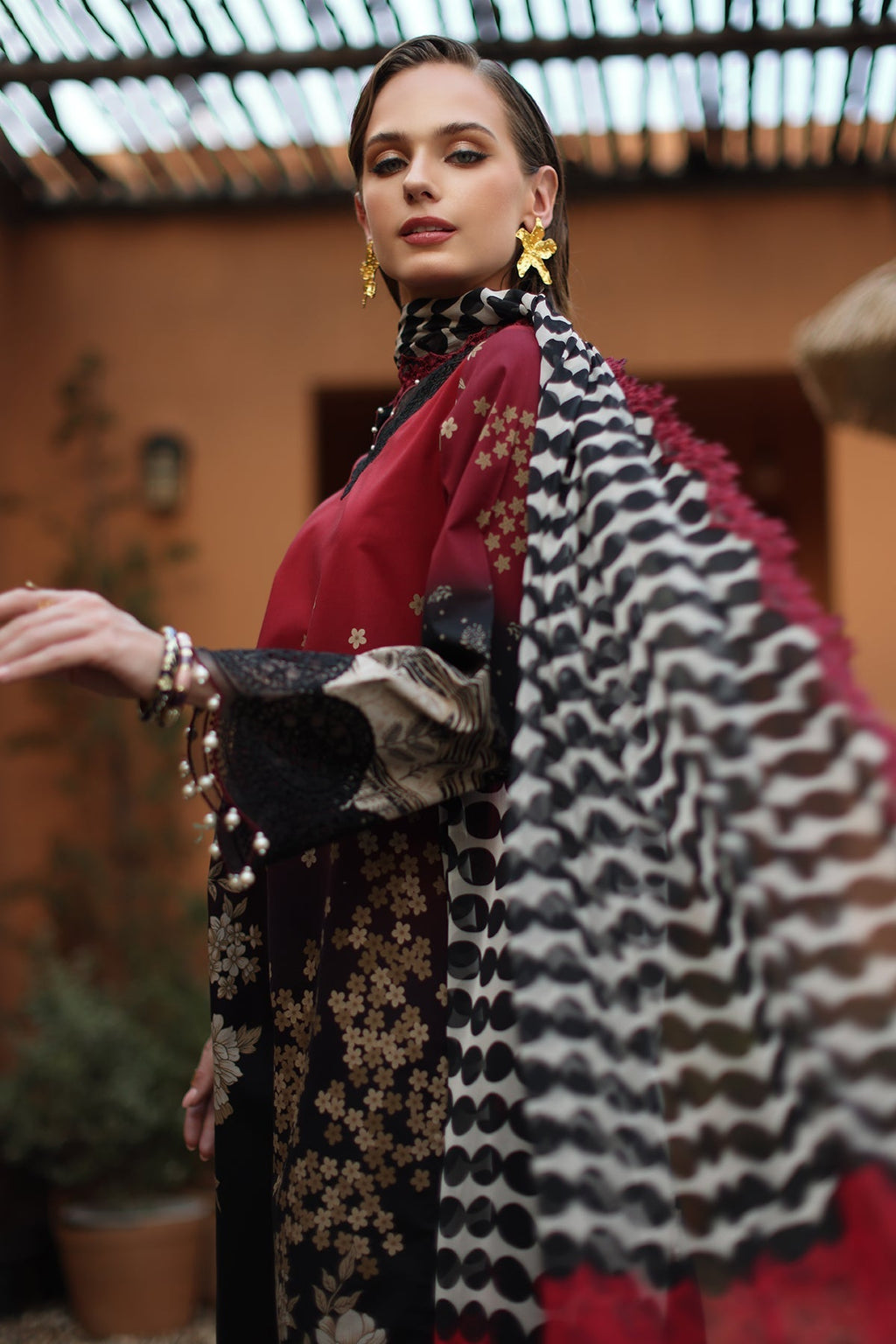 Charizma | Aniq Lawn | AN6-02