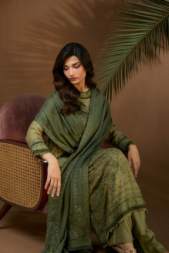 Sobia Nazir | Winter Shawl 25 | Design 2A