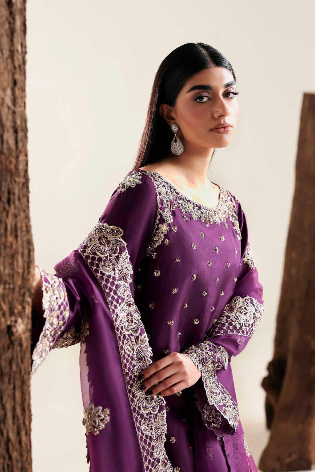 Akbar Aslam | Formal Pret | Nivelle