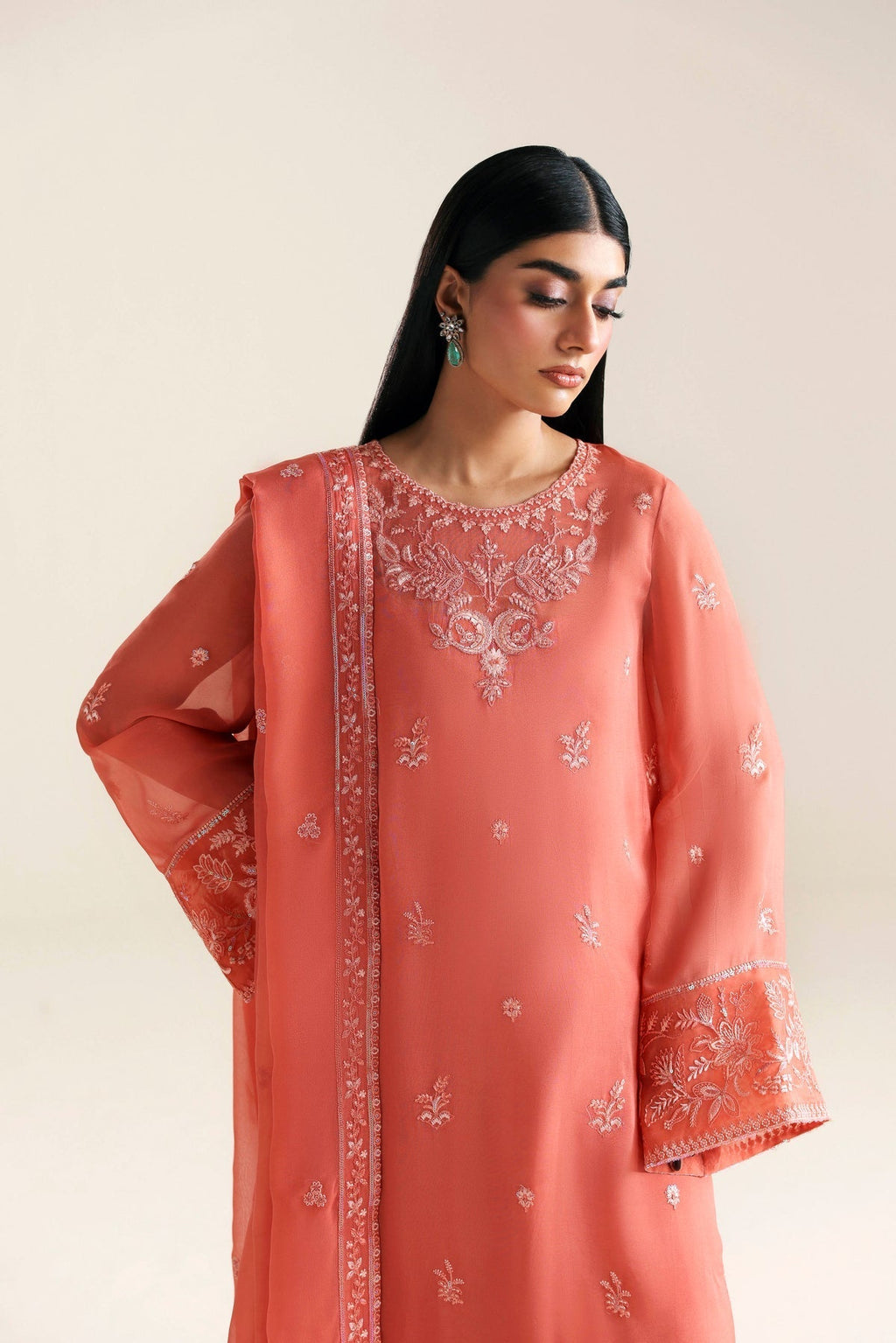 Akbar Aslam | Formal Pret |Kaira