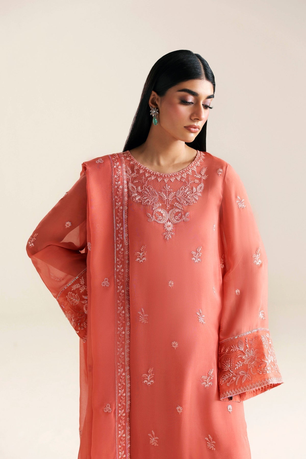 Akbar Aslam | Formal Pret |Kaira