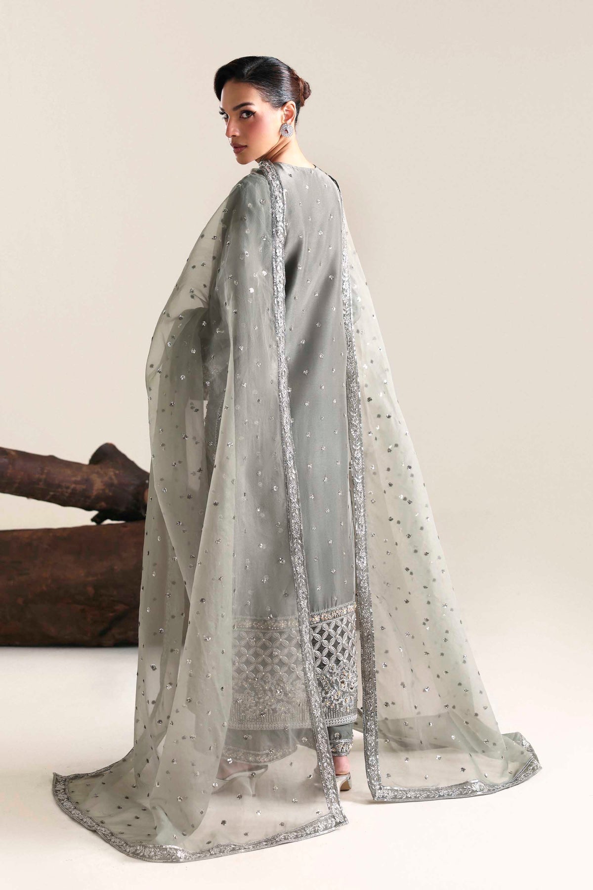 Akbar Aslam | Formal Pret | Zivara