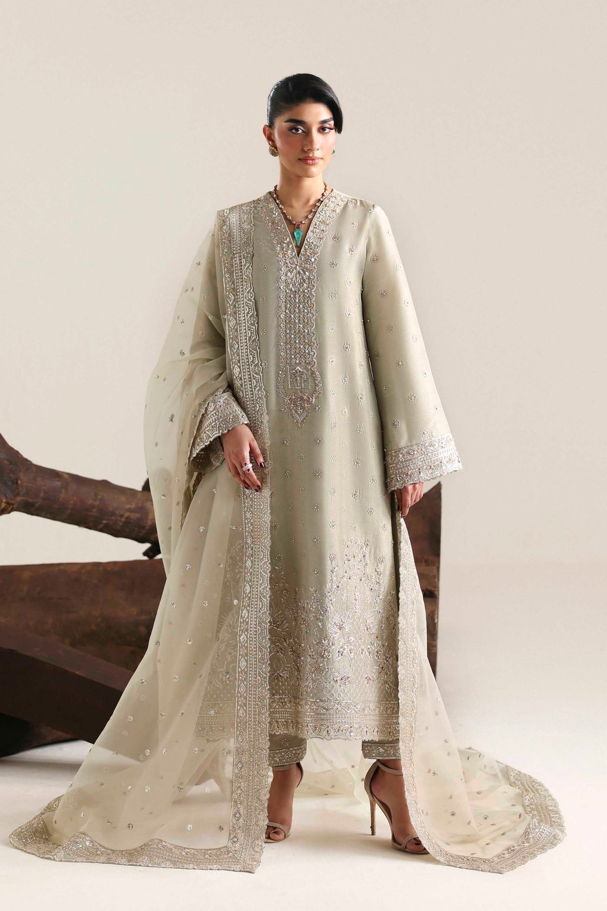 Akbar Aslam | Formal Pret | Aurex