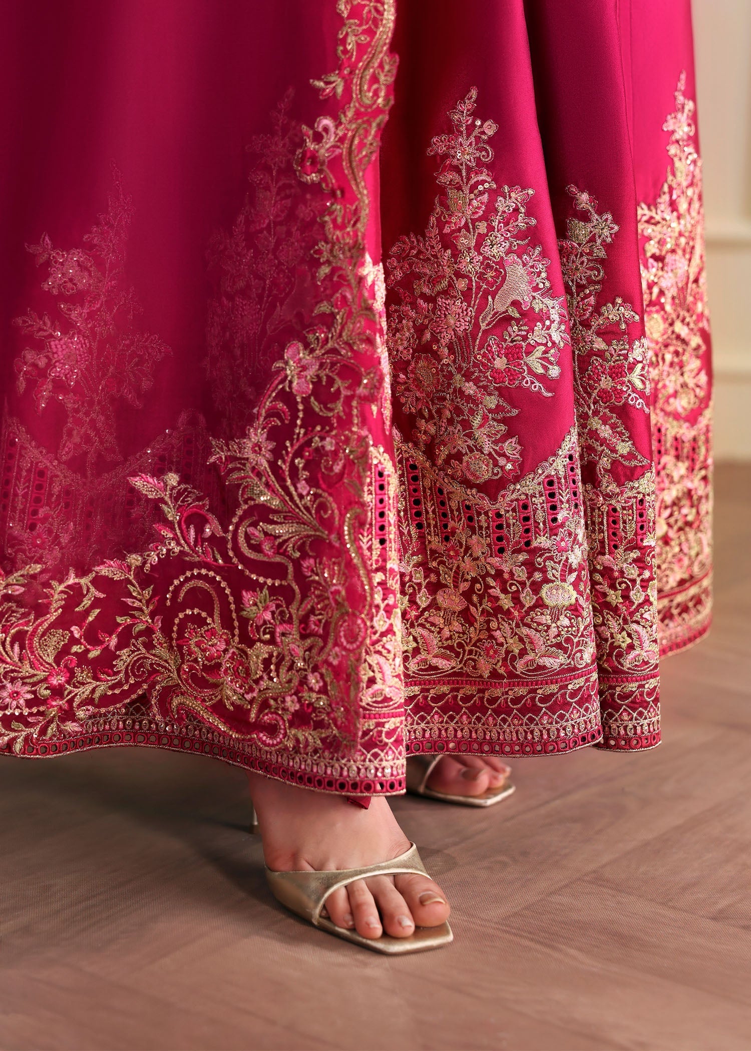 Kanwal Malik | Rea Luxury Pret'26 | Kamira
