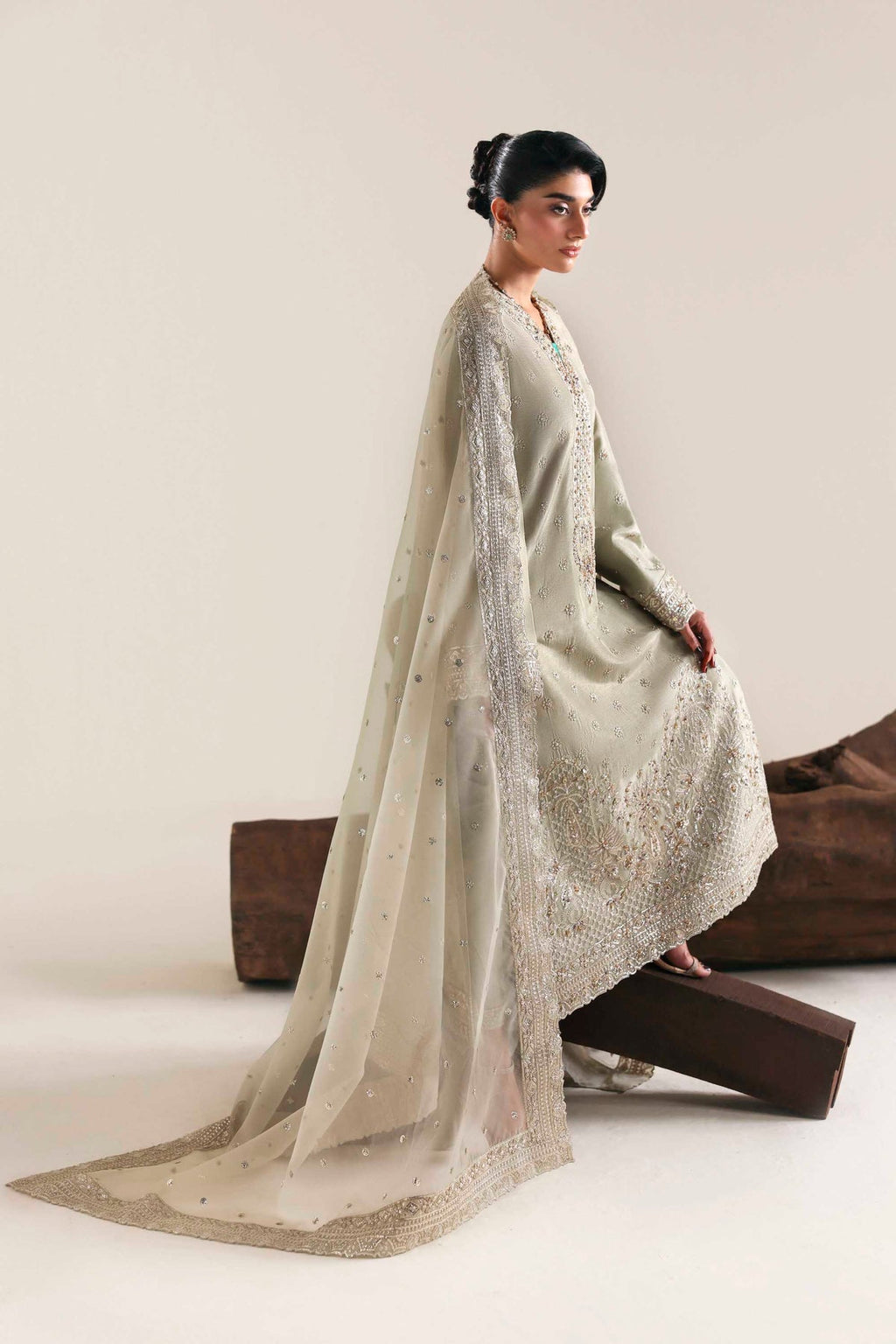 Akbar Aslam | Formal Pret | Aurex
