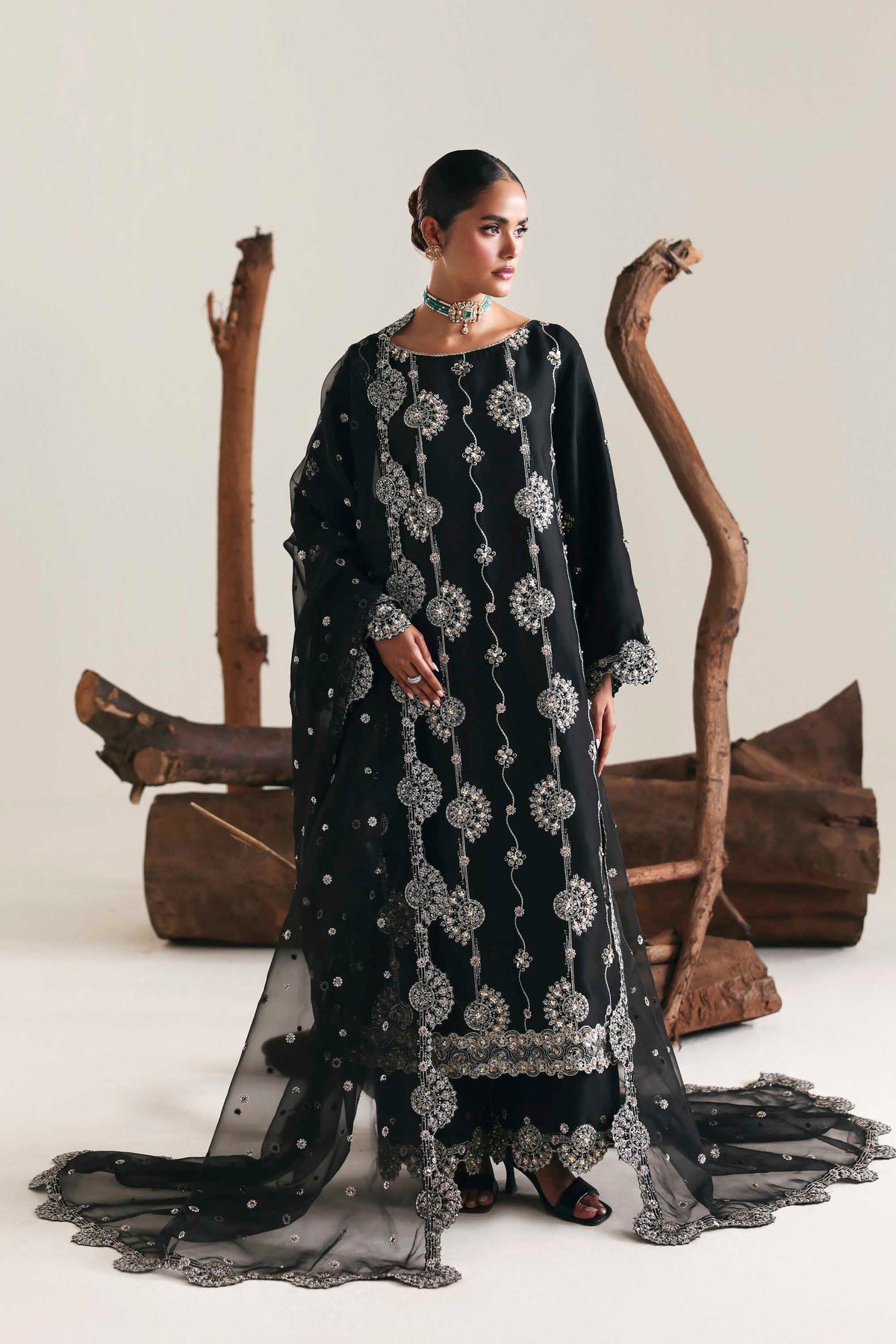 Akbar Aslam | Formal Pret | Caelis
