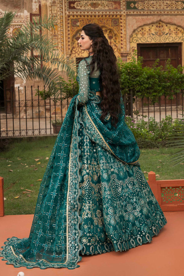 Akbar Aslam | Sultania Luxury Formals 25 | Gulnar