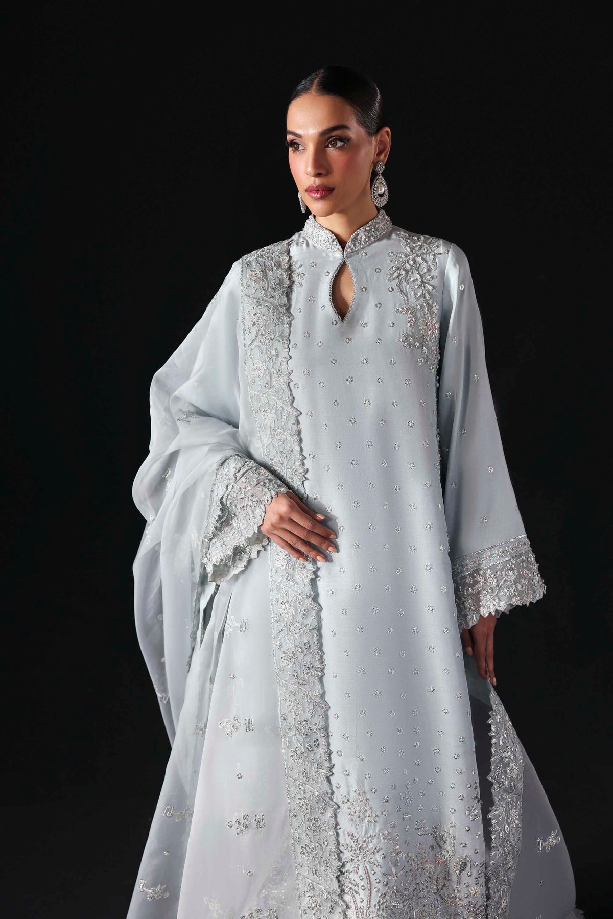 Akbar Aslam | Formal Pret | Elisea