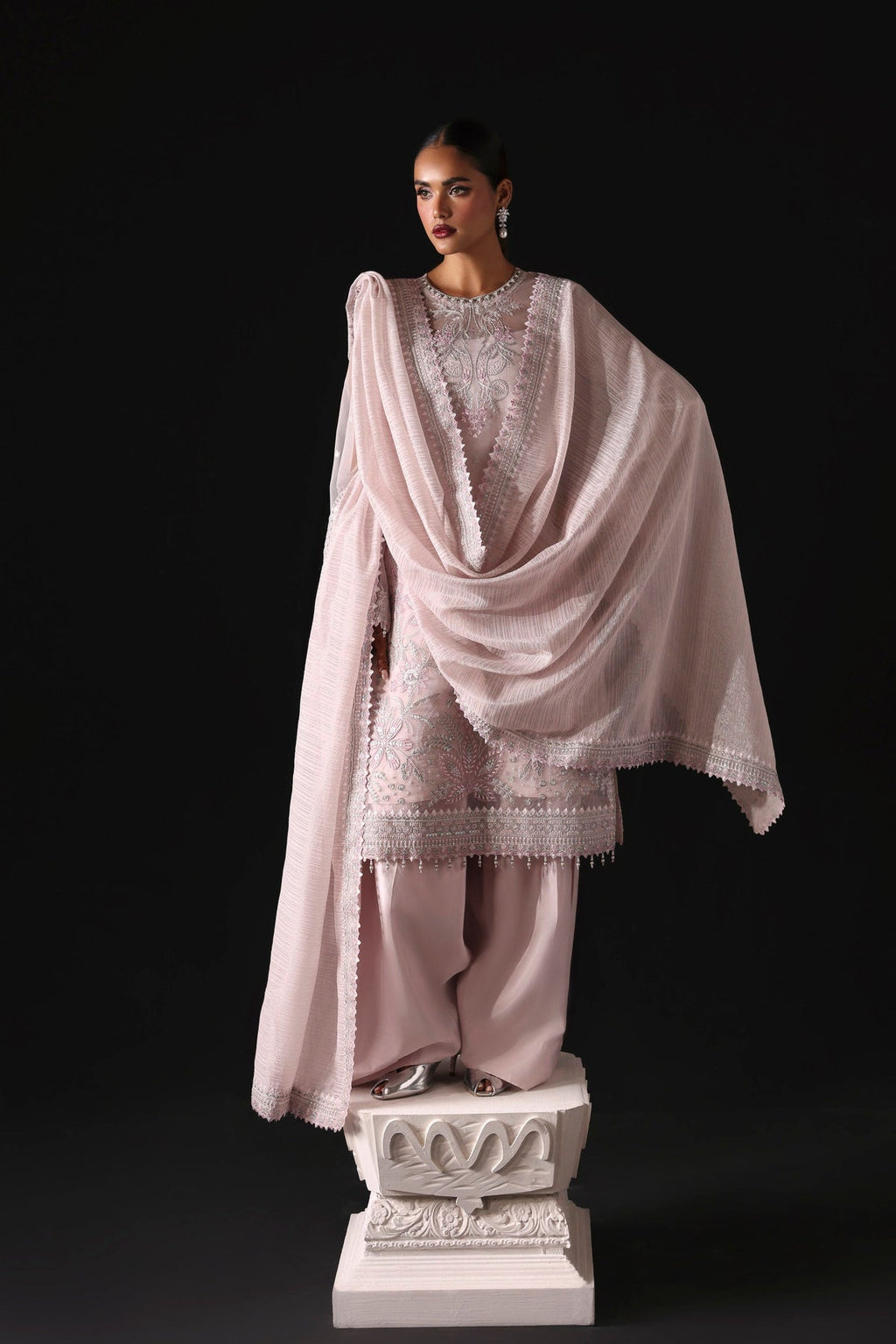 Akbar Aslam | Formal Pret |Dynara