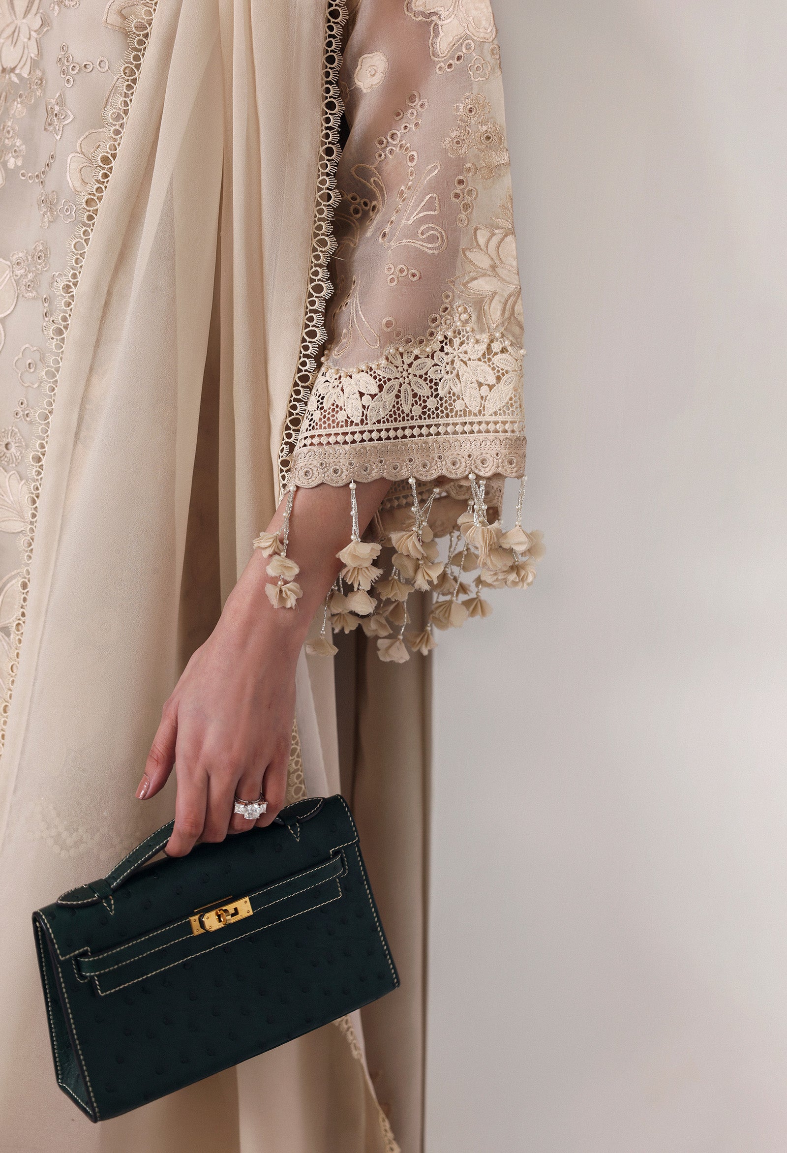 Elan | NOURA | ZEYA (EV-21482)