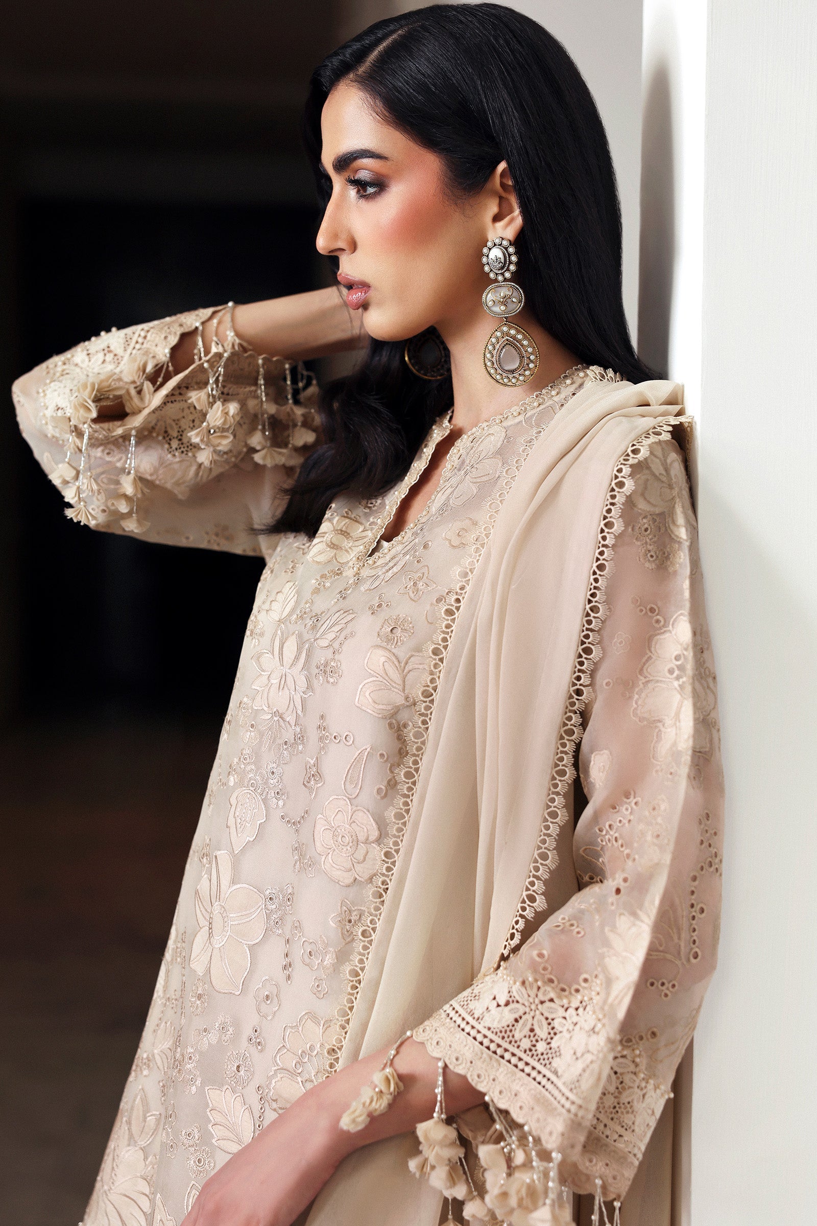 Elan | NOURA | ZEYA (EV-21482)