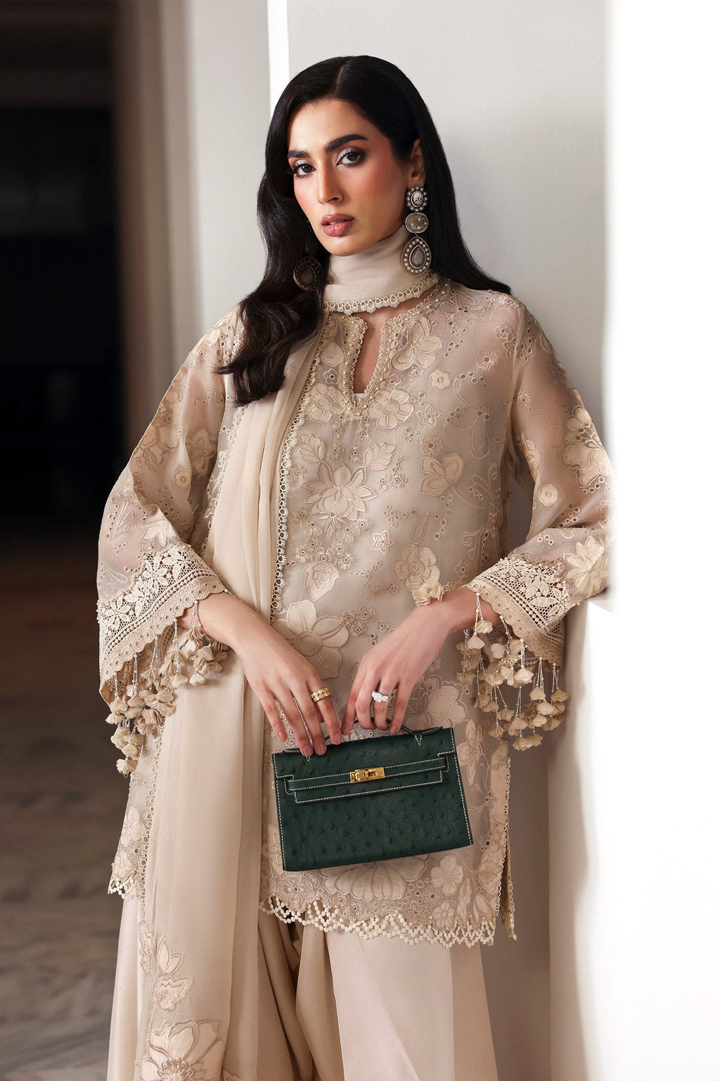 Elan | NOURA | ZEYA (EV-21482)