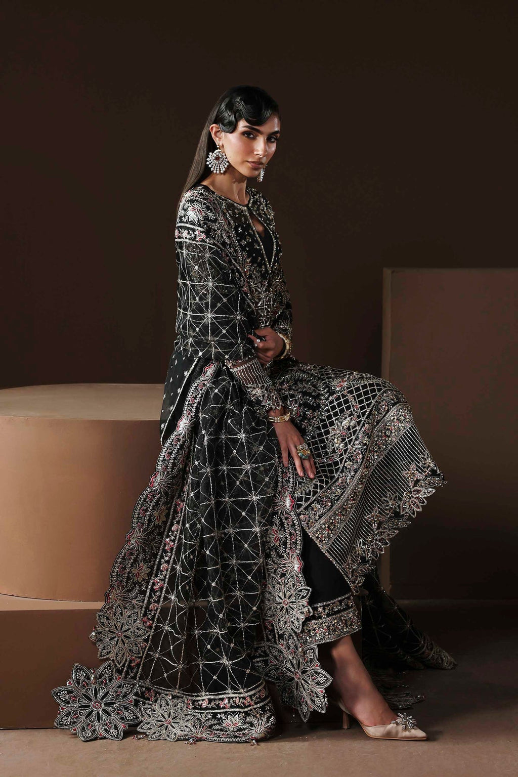 Akbar Aslam | Luxury Formals |Noir