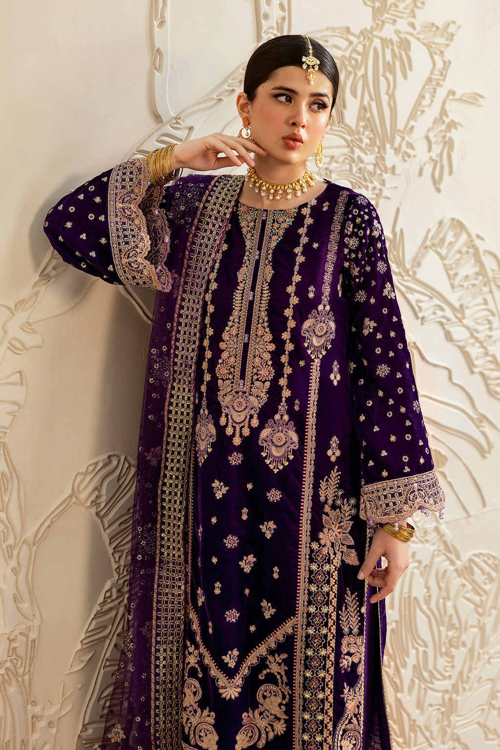 Ramsha | Velvet Collection | V-602