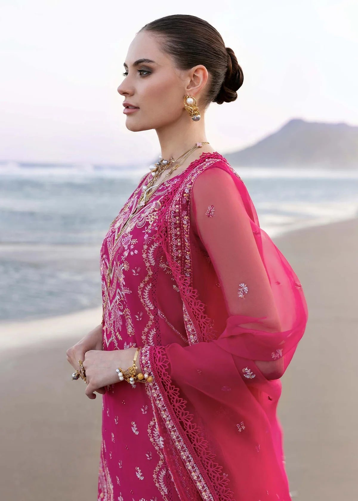 Kanwal Malik | Elysia Luxury Lawn 25 | Evaline