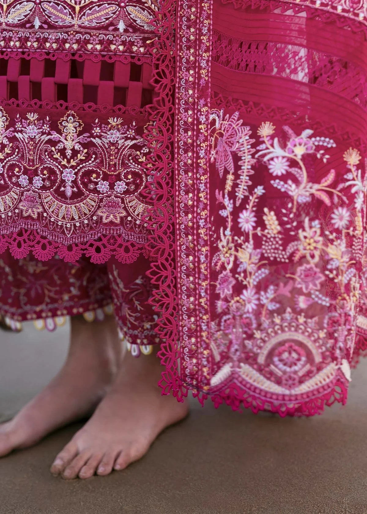 Kanwal Malik | Elysia Luxury Lawn 25 | Evaline
